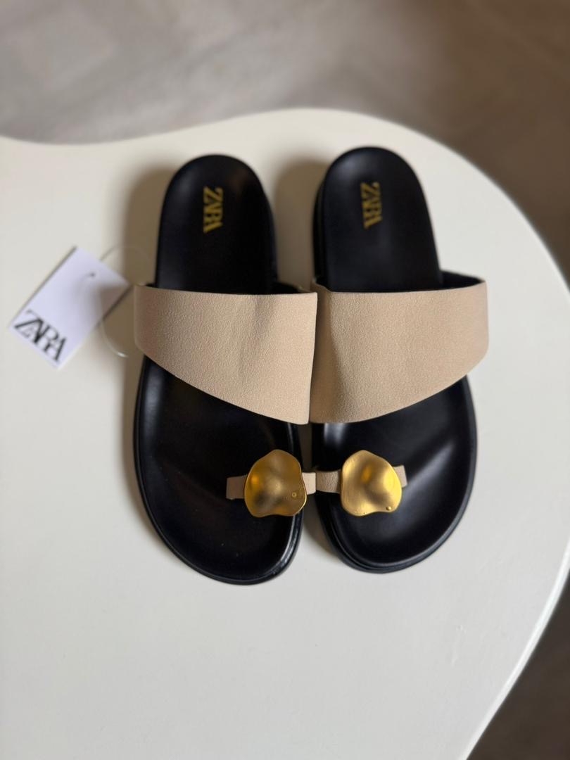 ZARA SANDALS