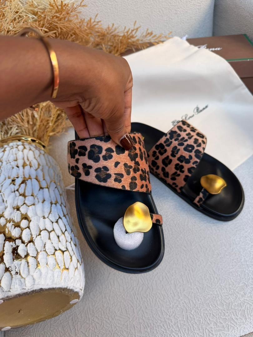 ZARA SANDALS