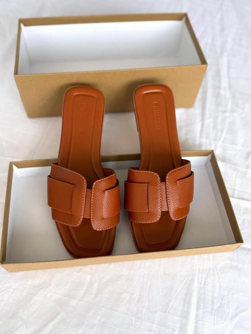 PRIMARK SANDALS
