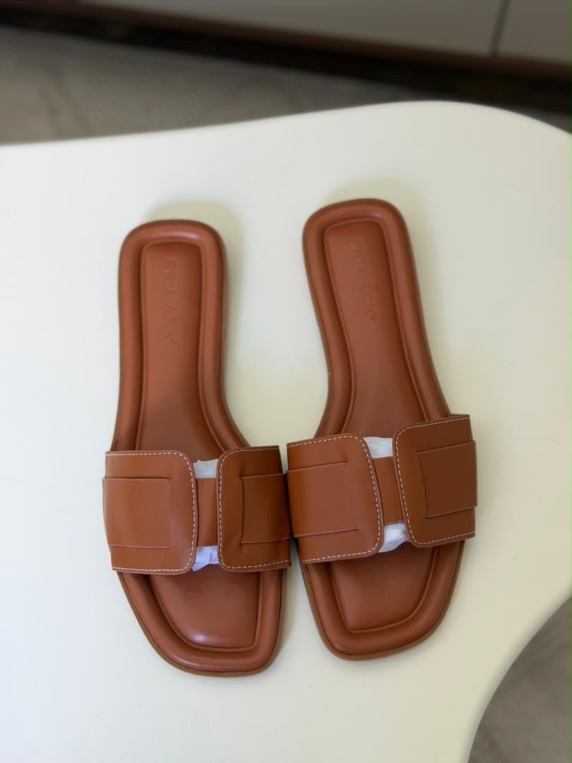 PRIMARK SANDALS