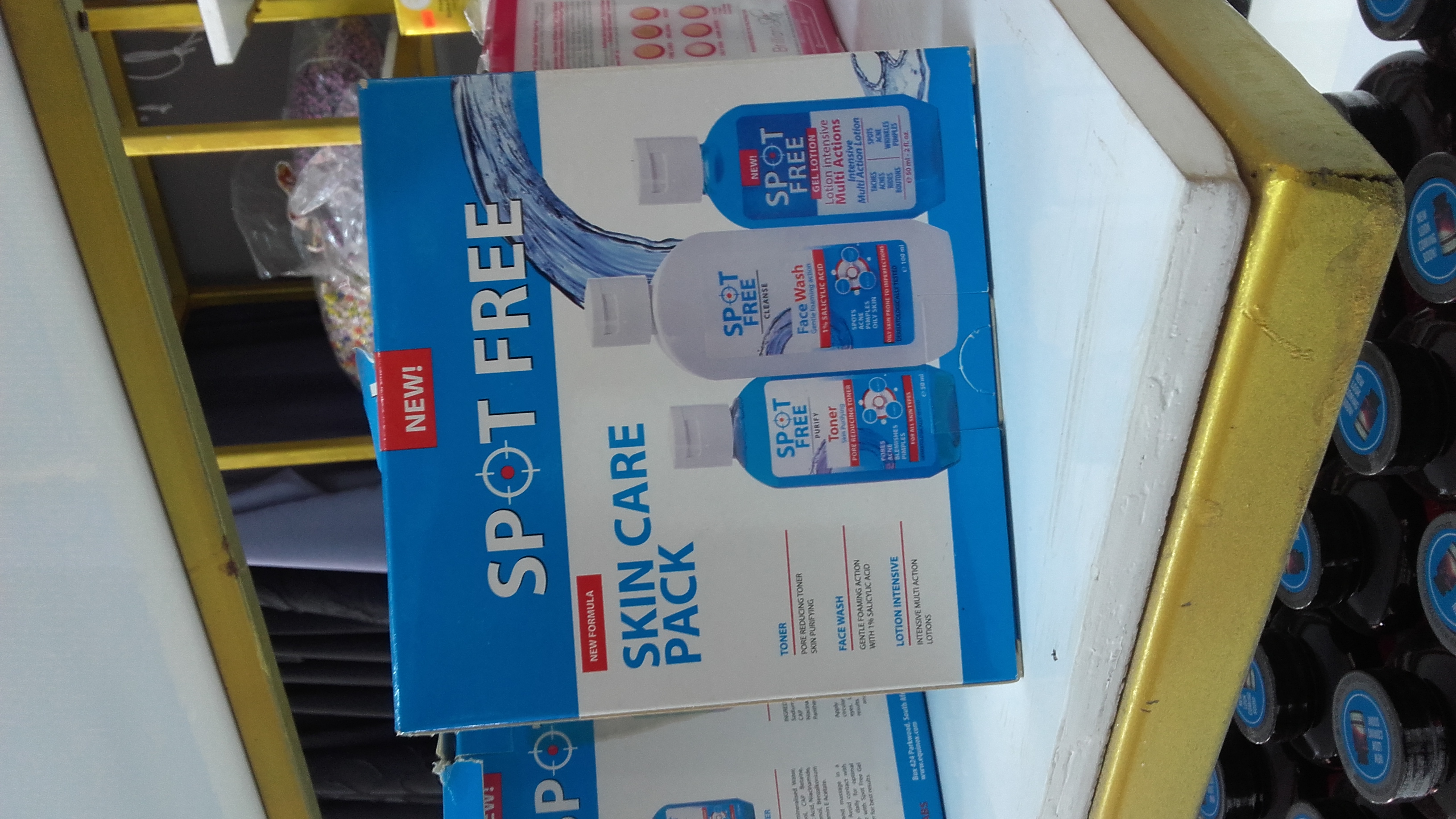 Spot free skincare pack