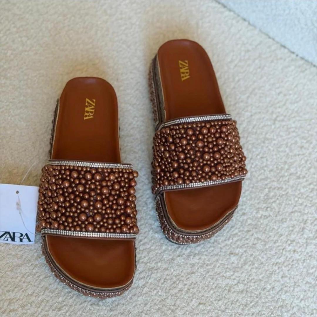 Sandles