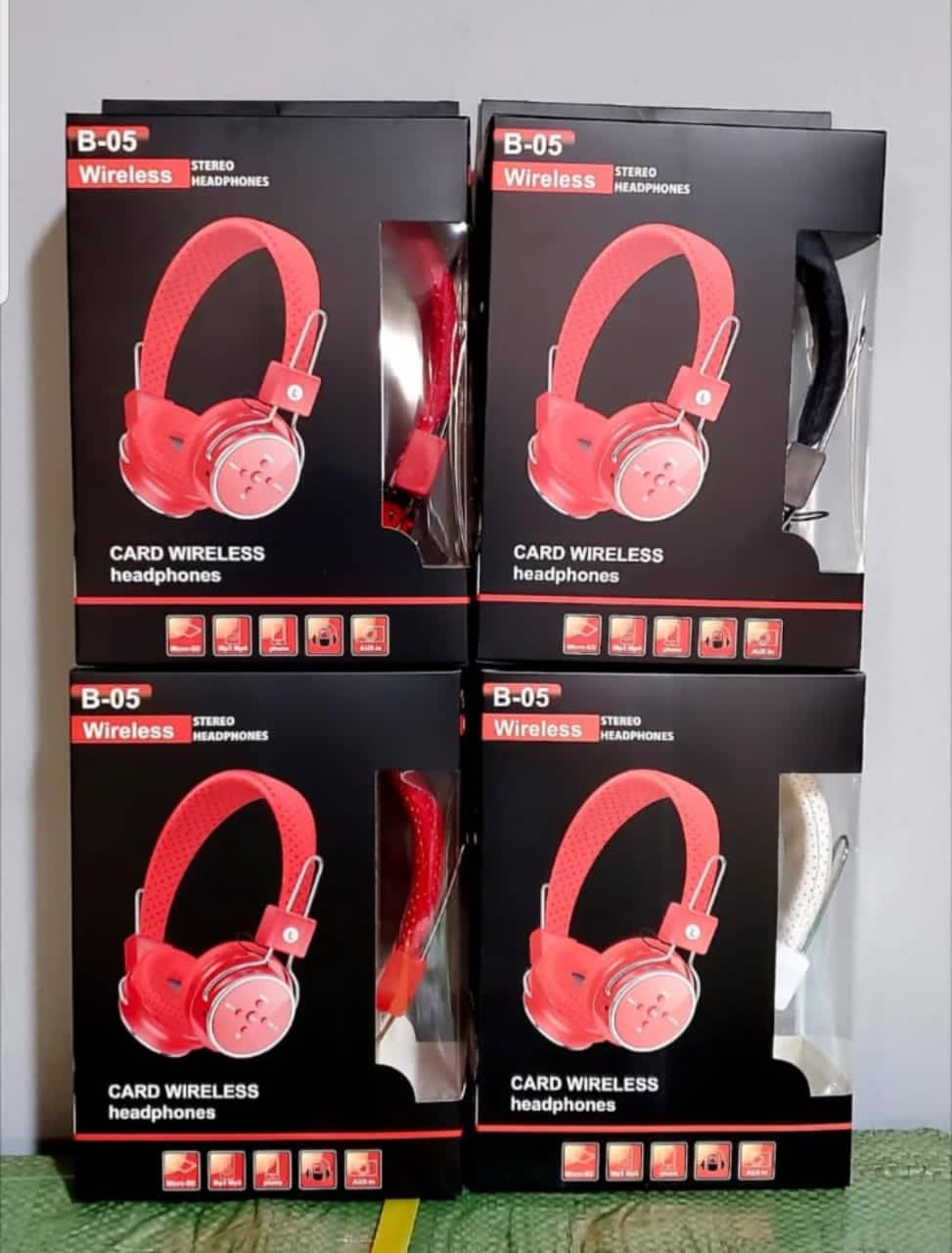 B05 Headphones