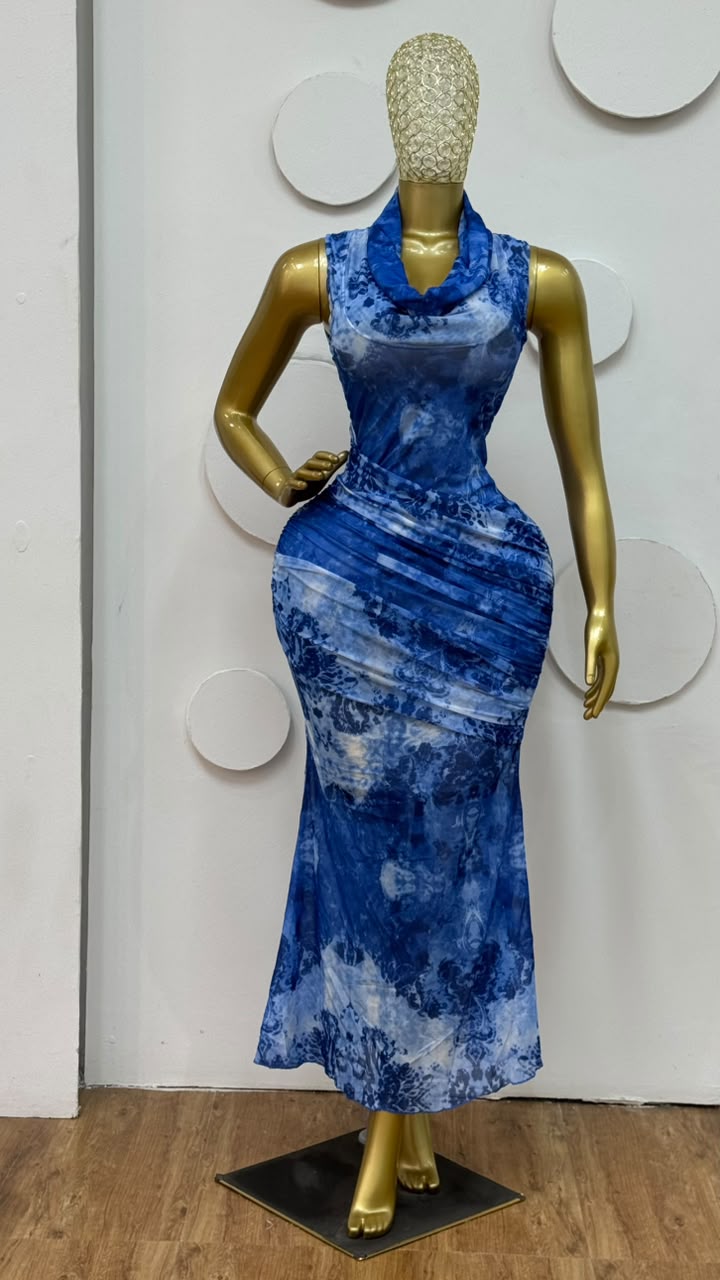 Classic long Dress