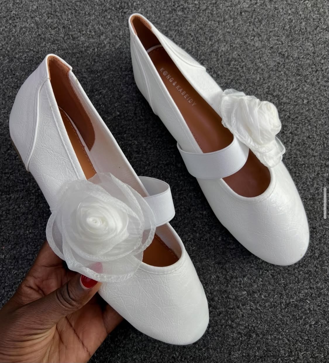 closed shoes