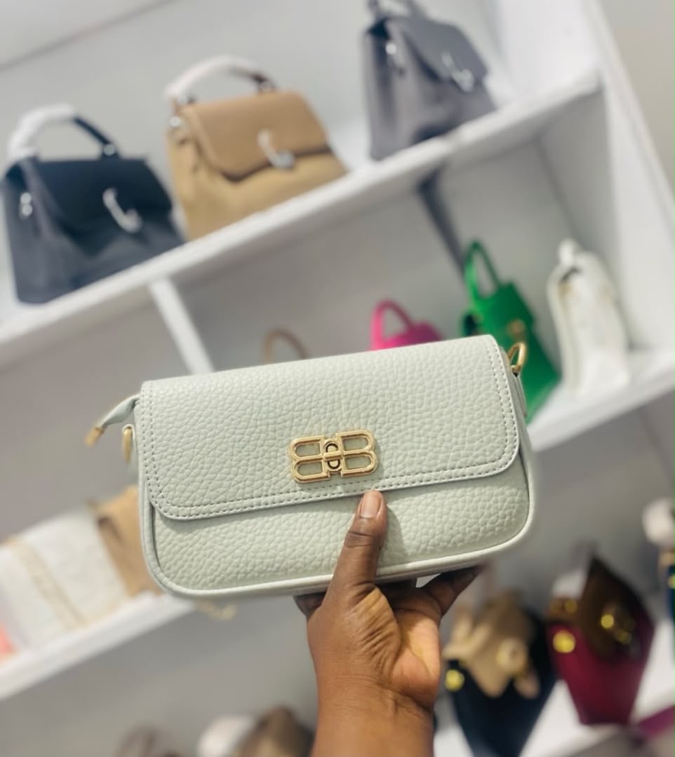 BB short handbag