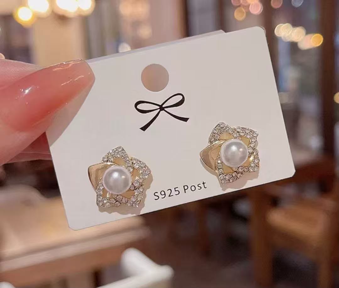 Trending Earrings