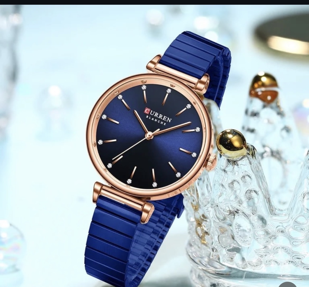 women watch