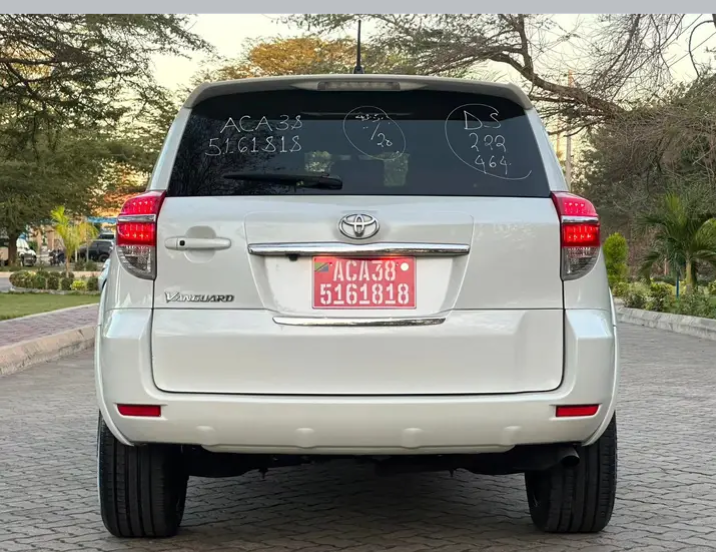 TOYOTA VANGUARD YEAR2010
