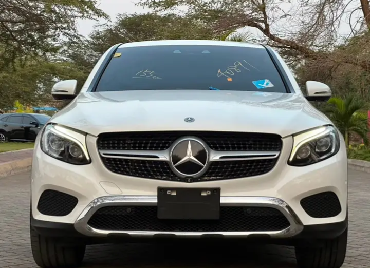 Mercedes Benz year 2017