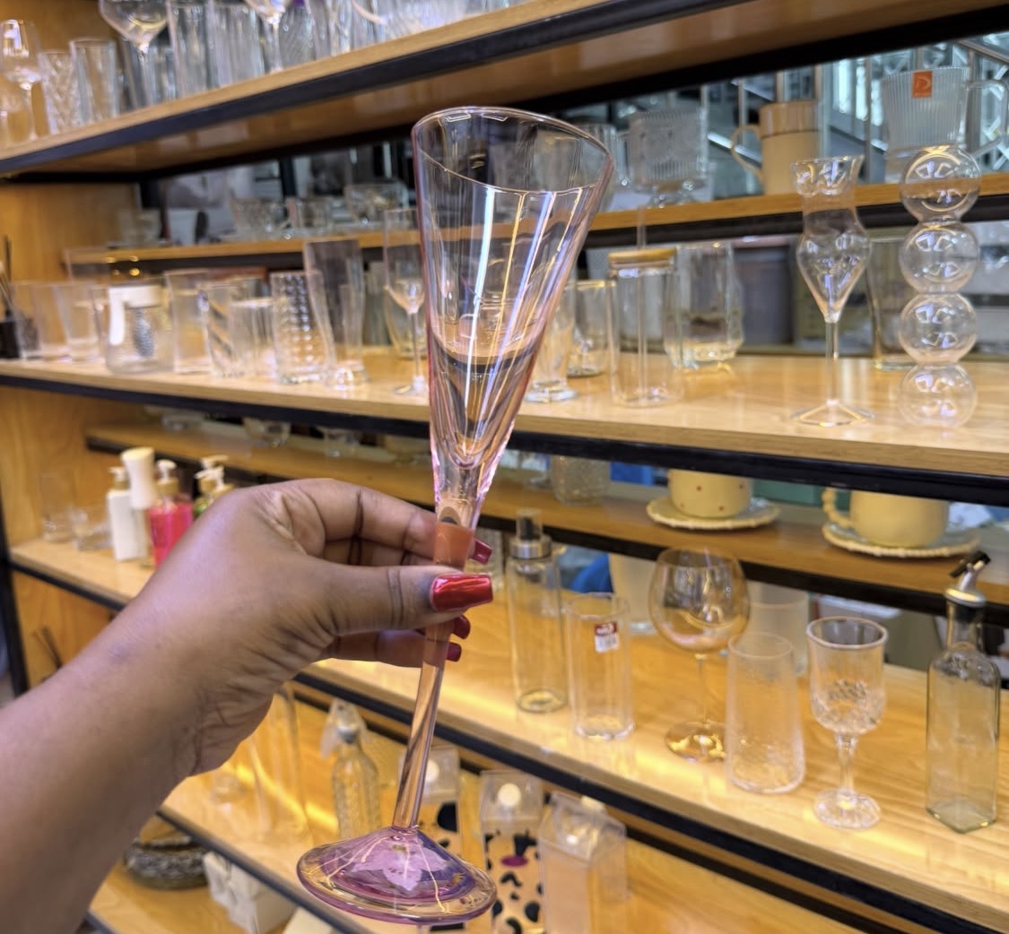 Thick wine glass