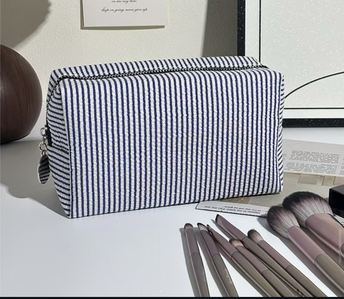 make up bag
