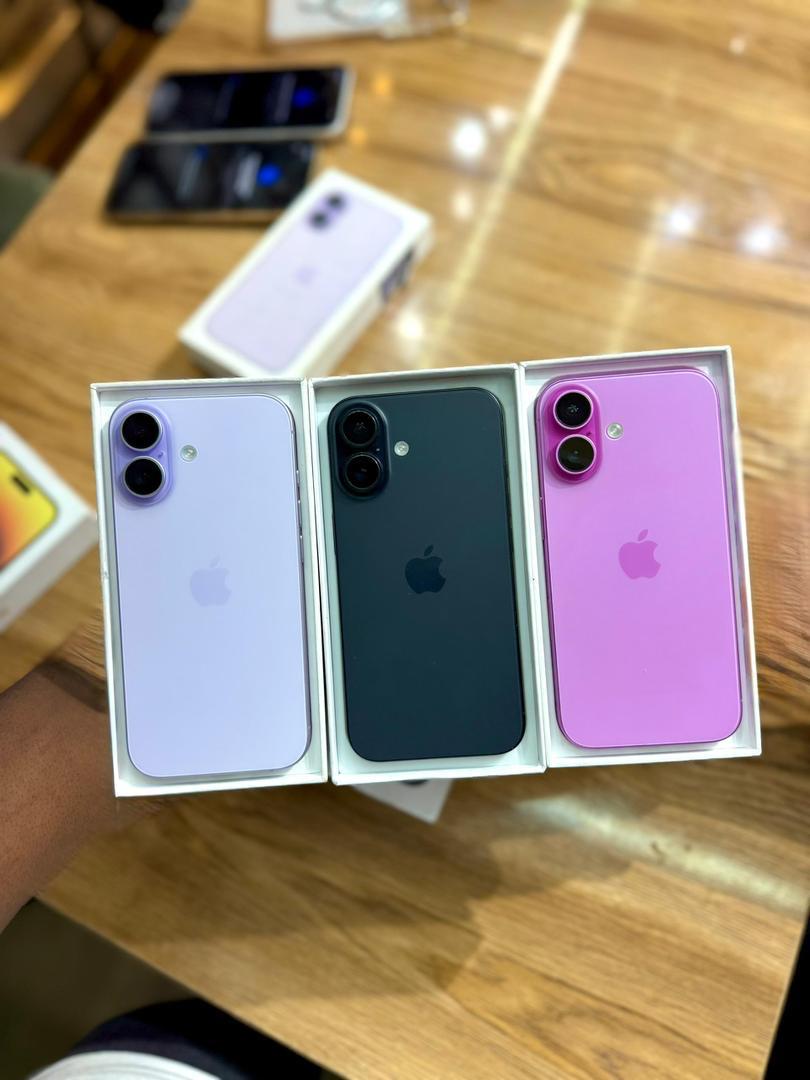 Iphone 16 Plain