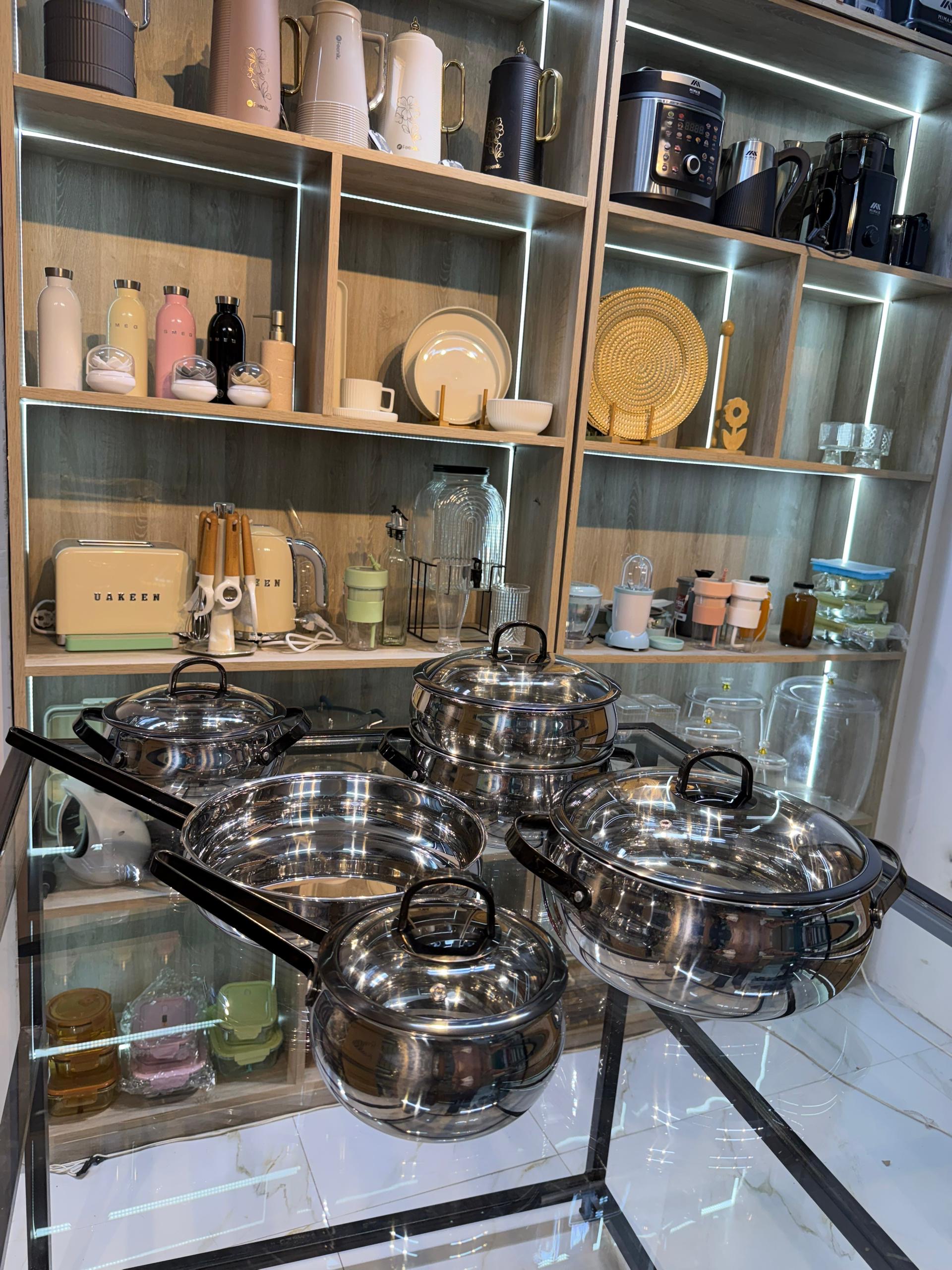 Silver pan