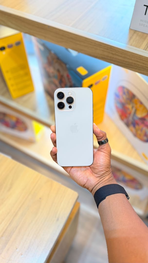 iPhone 16 pro max