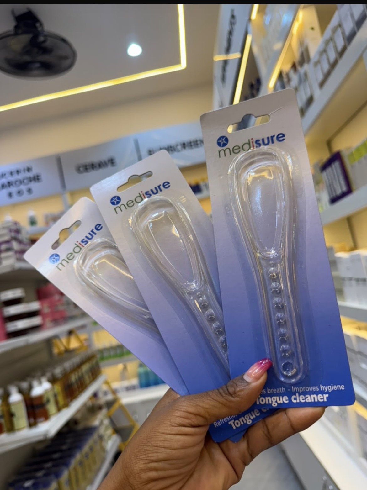 tongue cleaner