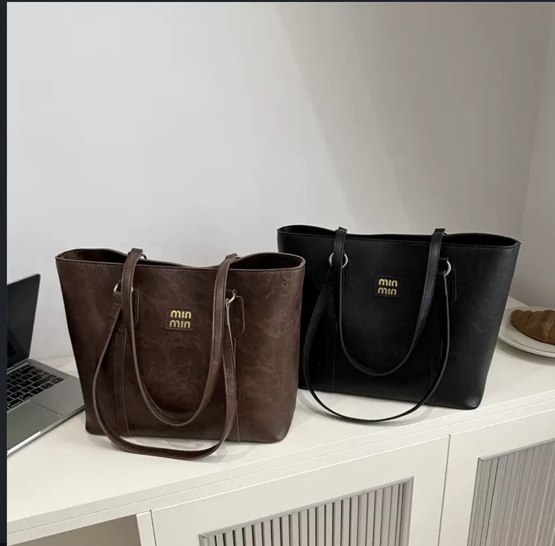 Leather tote bags