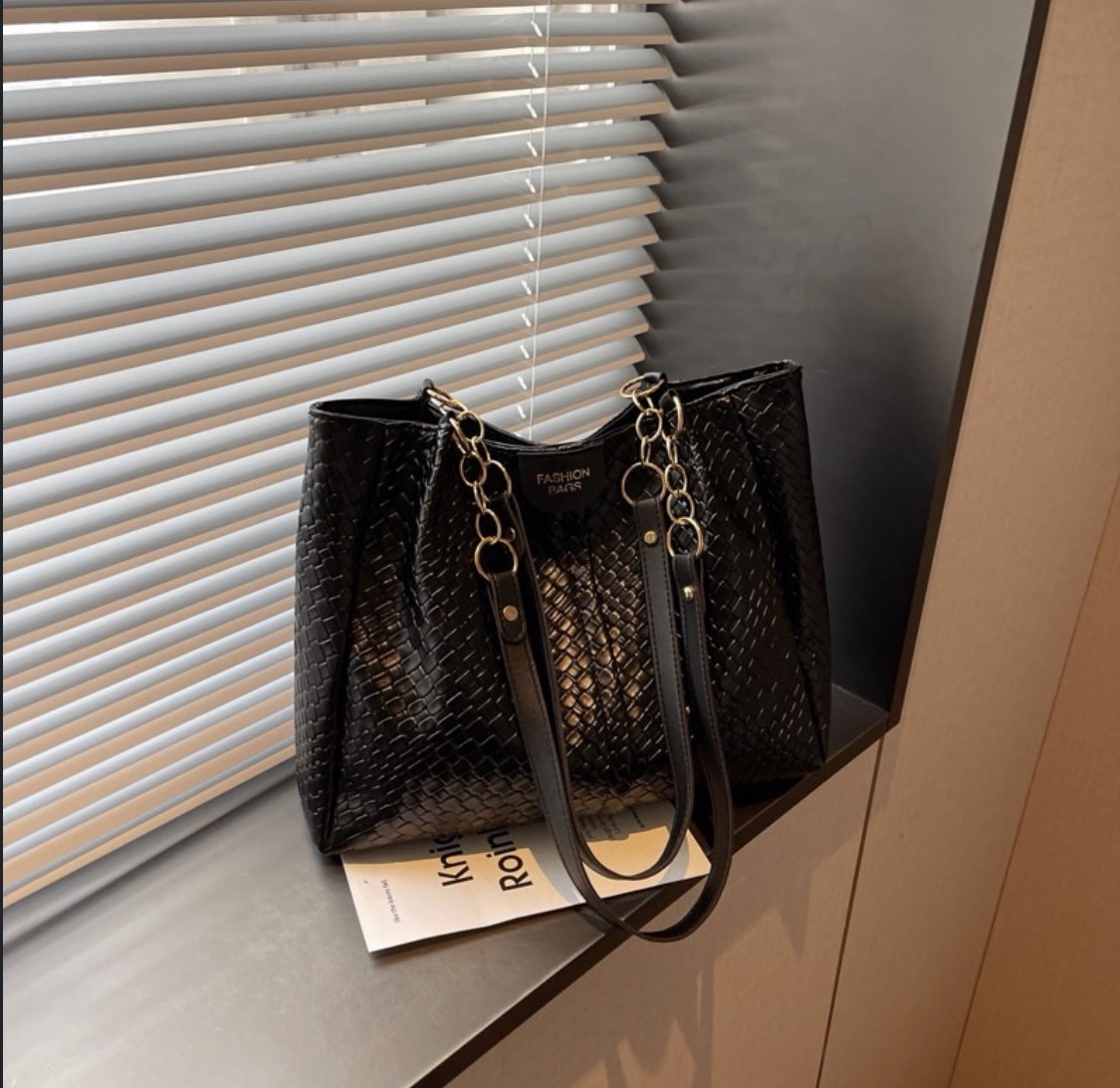 Tote bag kubwa