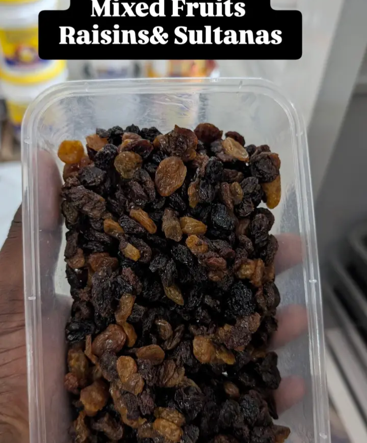 Mixed fruits and sultanas