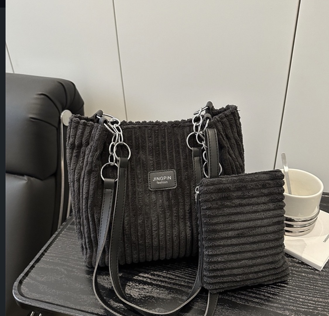 Bucket hand bag