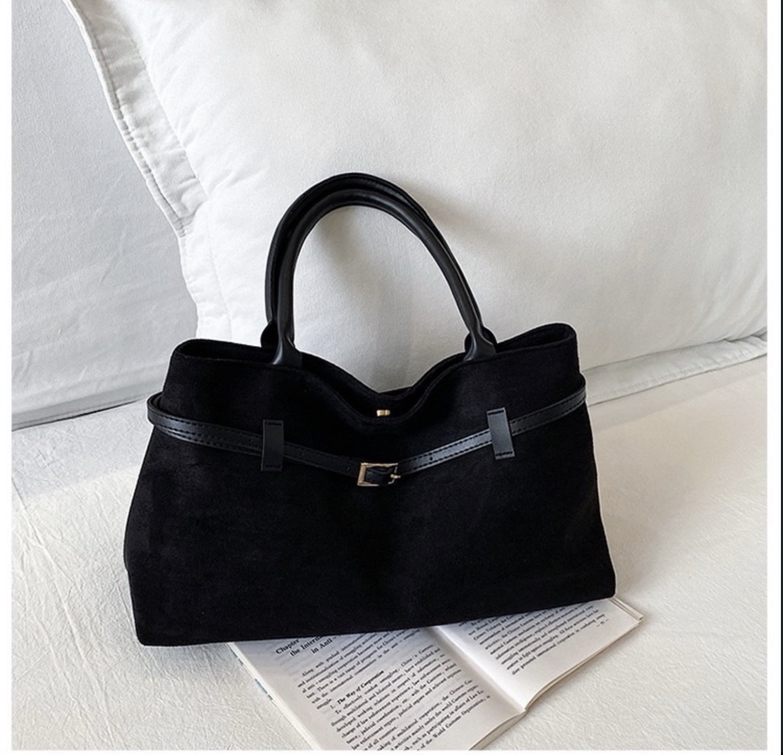 Baguette handbags