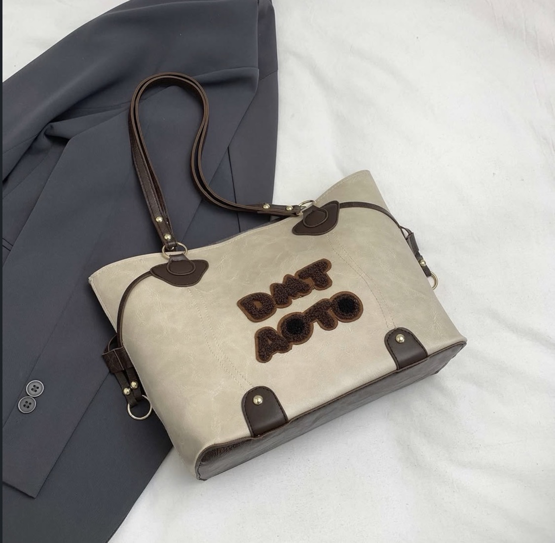 Dmt aoto handbags
