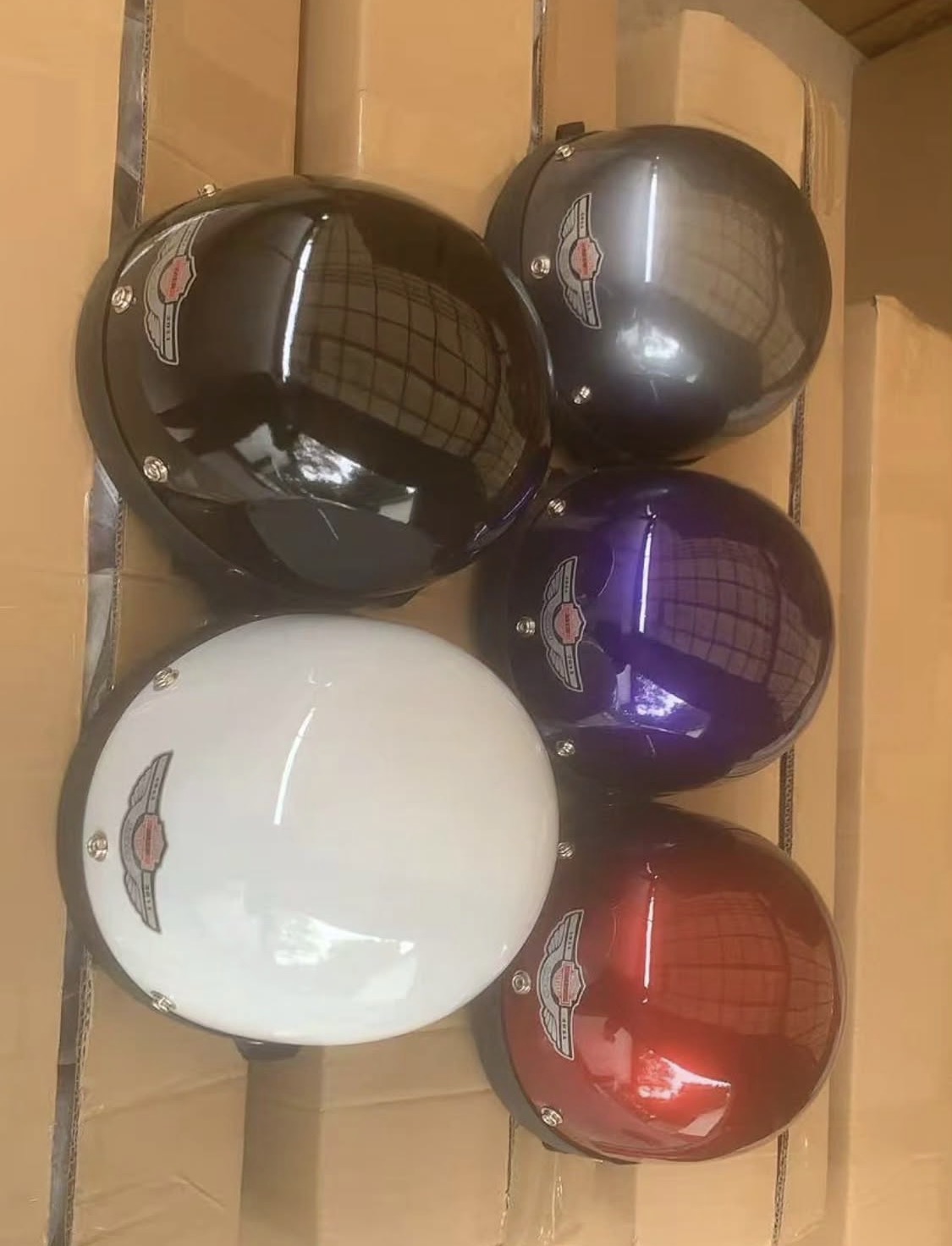 Round helmet
