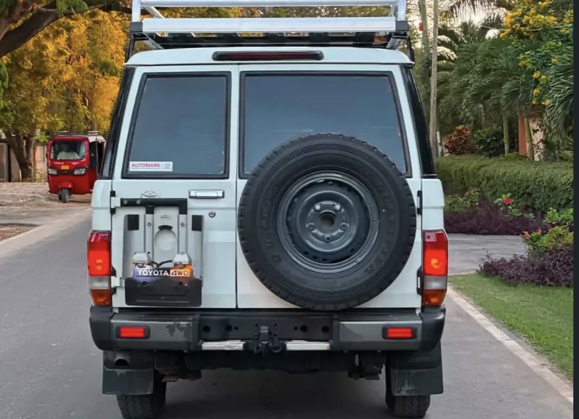 Land Cruiser Lx