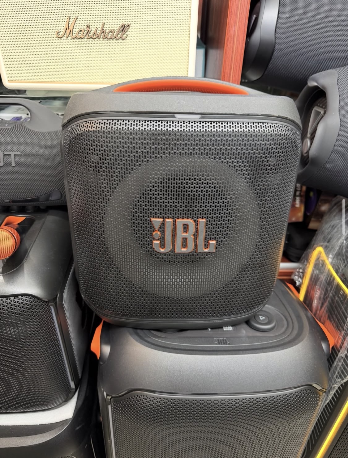 Jbl party box