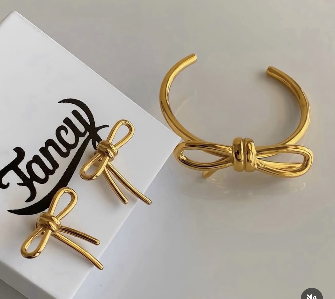 Beatrice earings