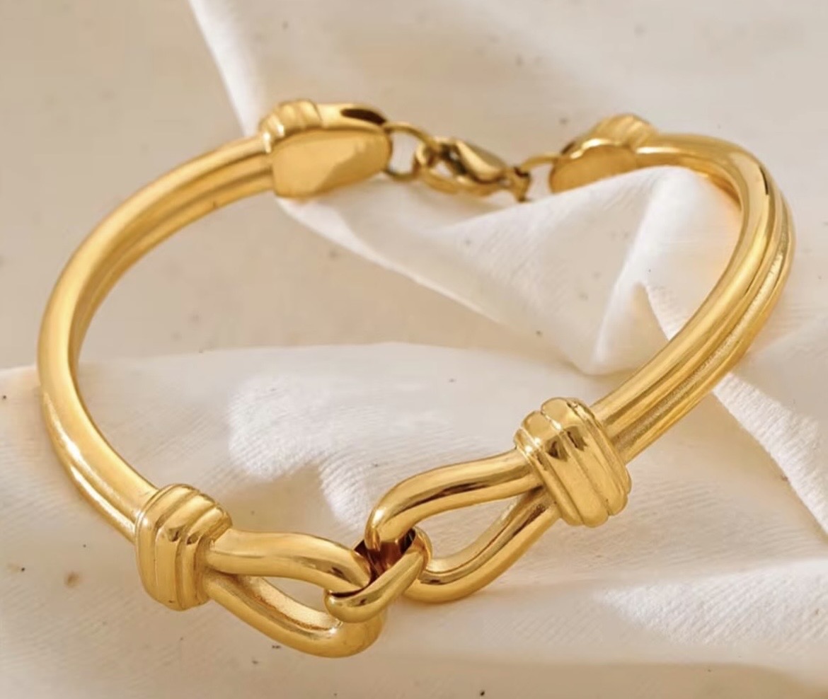 zuri bracelet