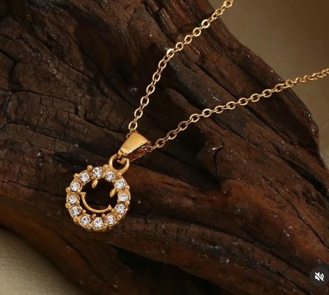 aria necklace