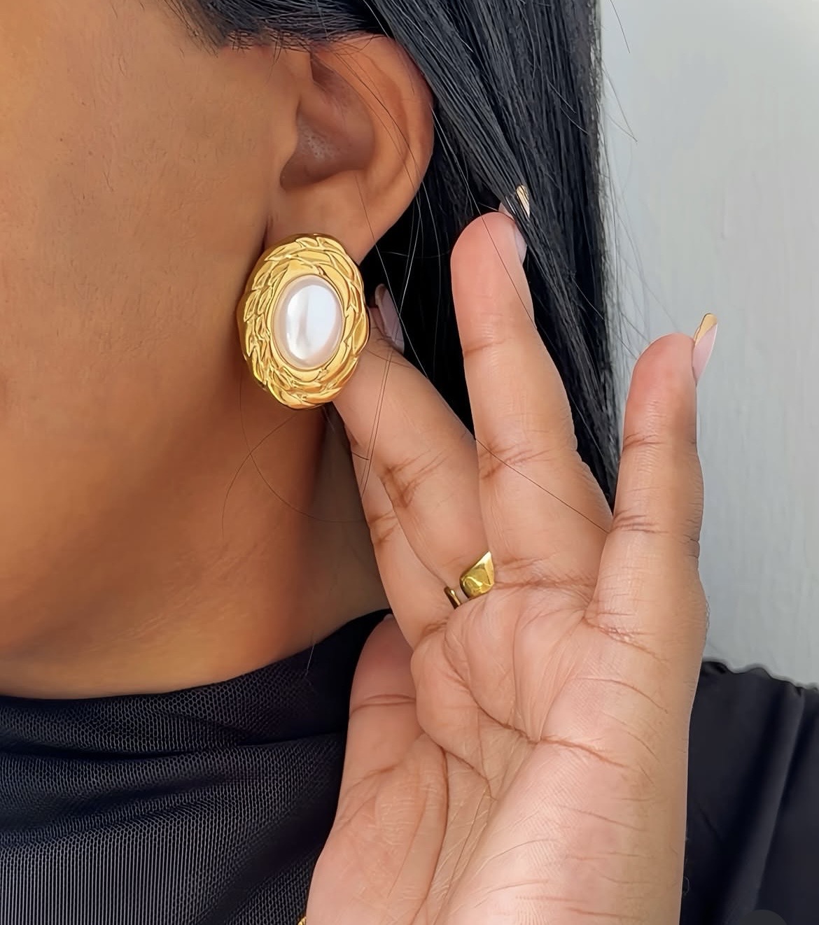 naima pearl earrings