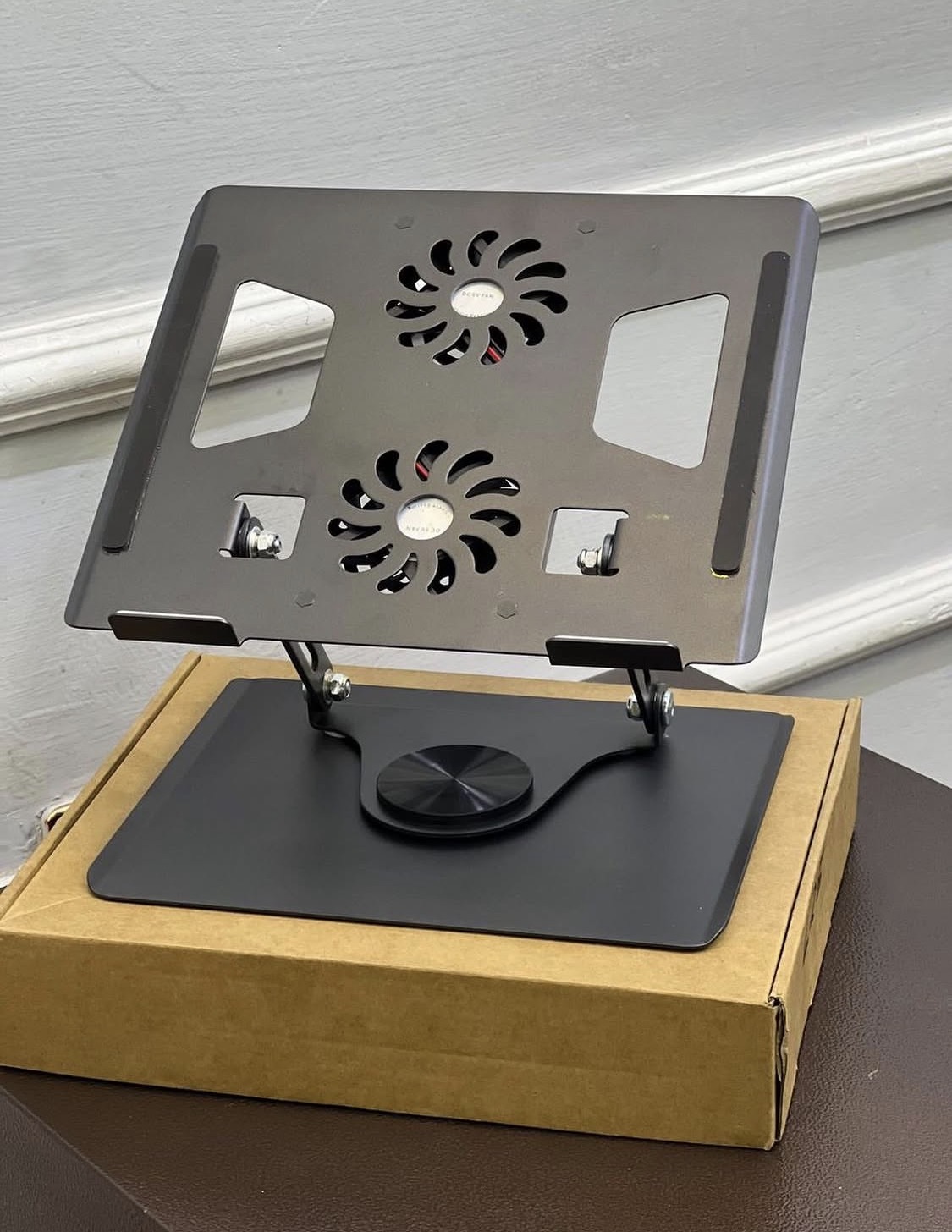 YL 906 laptop stand
