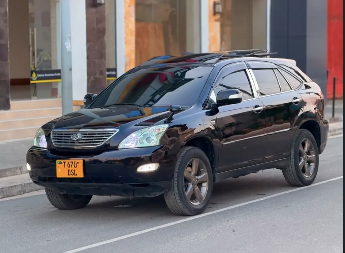 Toyota harrier.