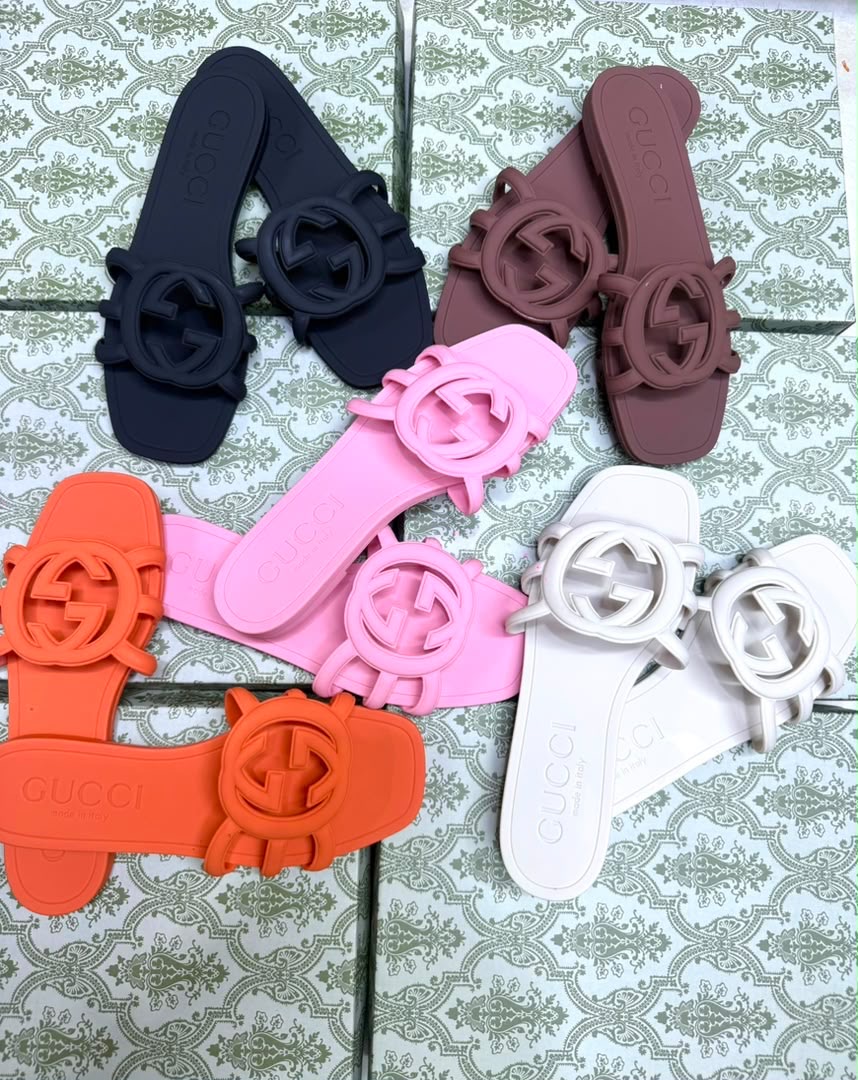 gucci sandals