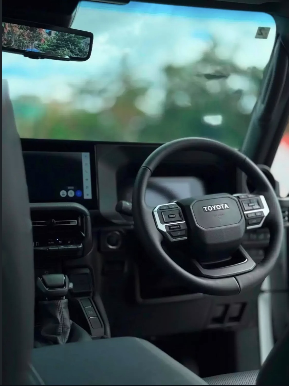 Land cruiser prado 250