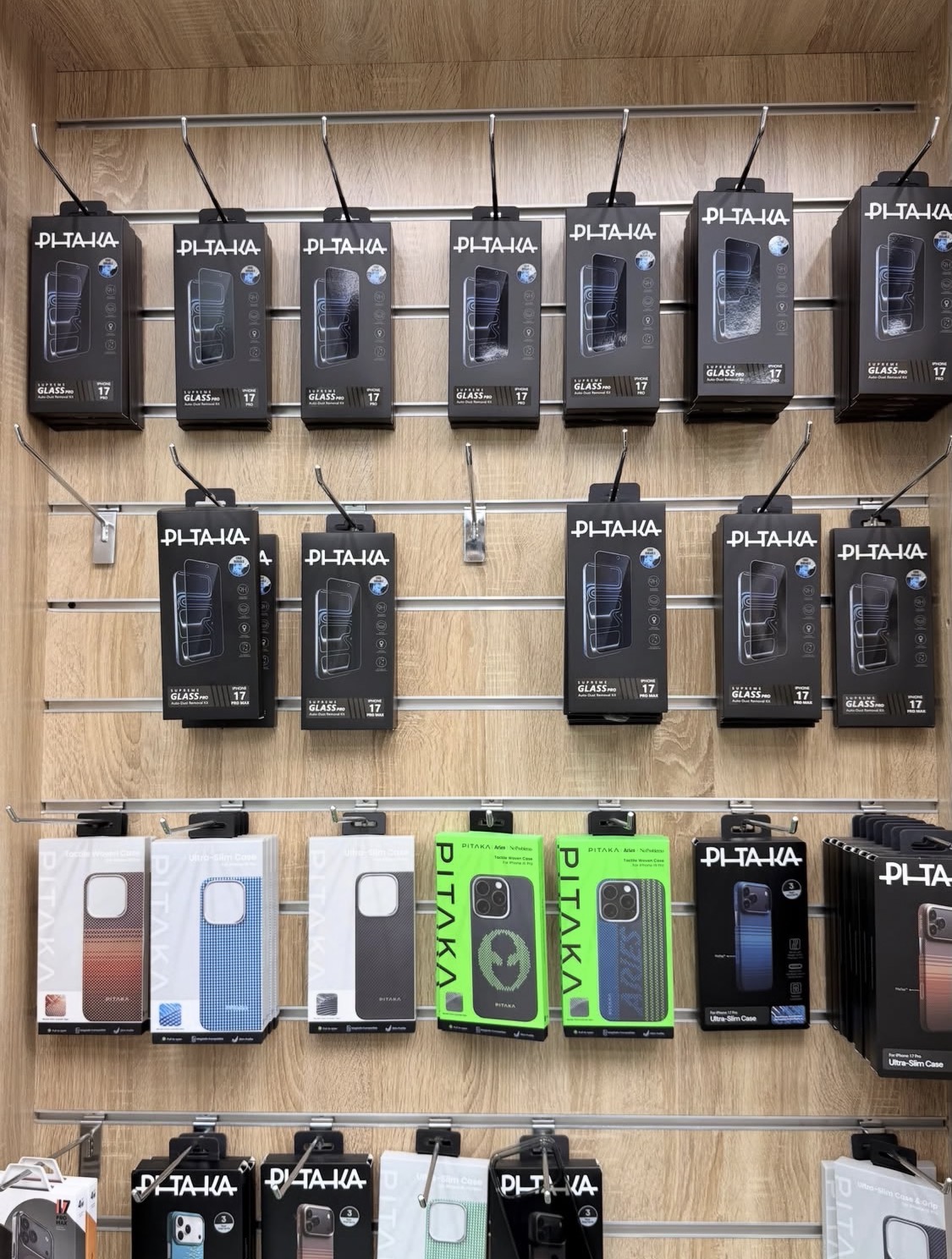 Pitaka original phone protector