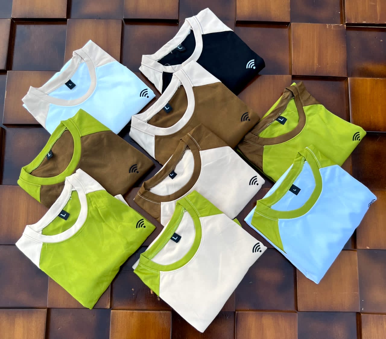 2colour t shirt