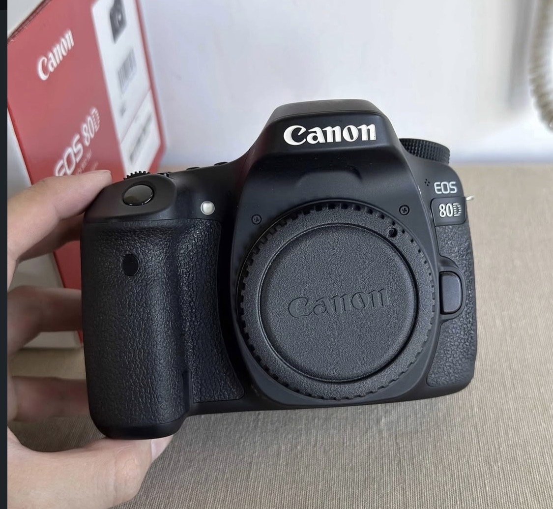 Canon EOS 80D Body