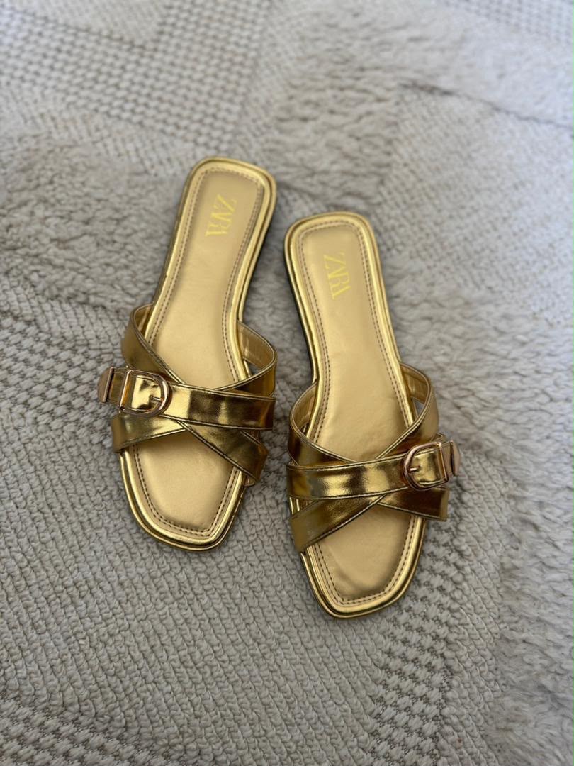zara slippers