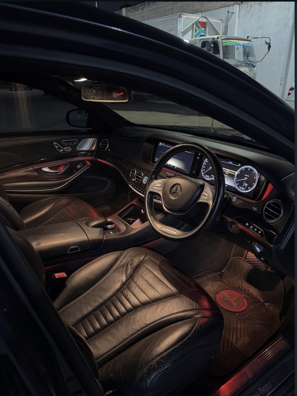 Mercedes Benz S 550