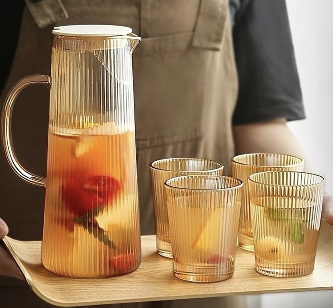 jug& glass