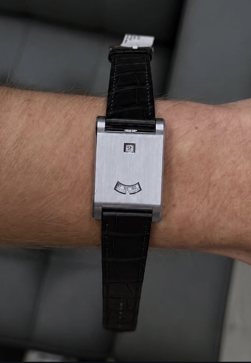 jump hour rectangle watch