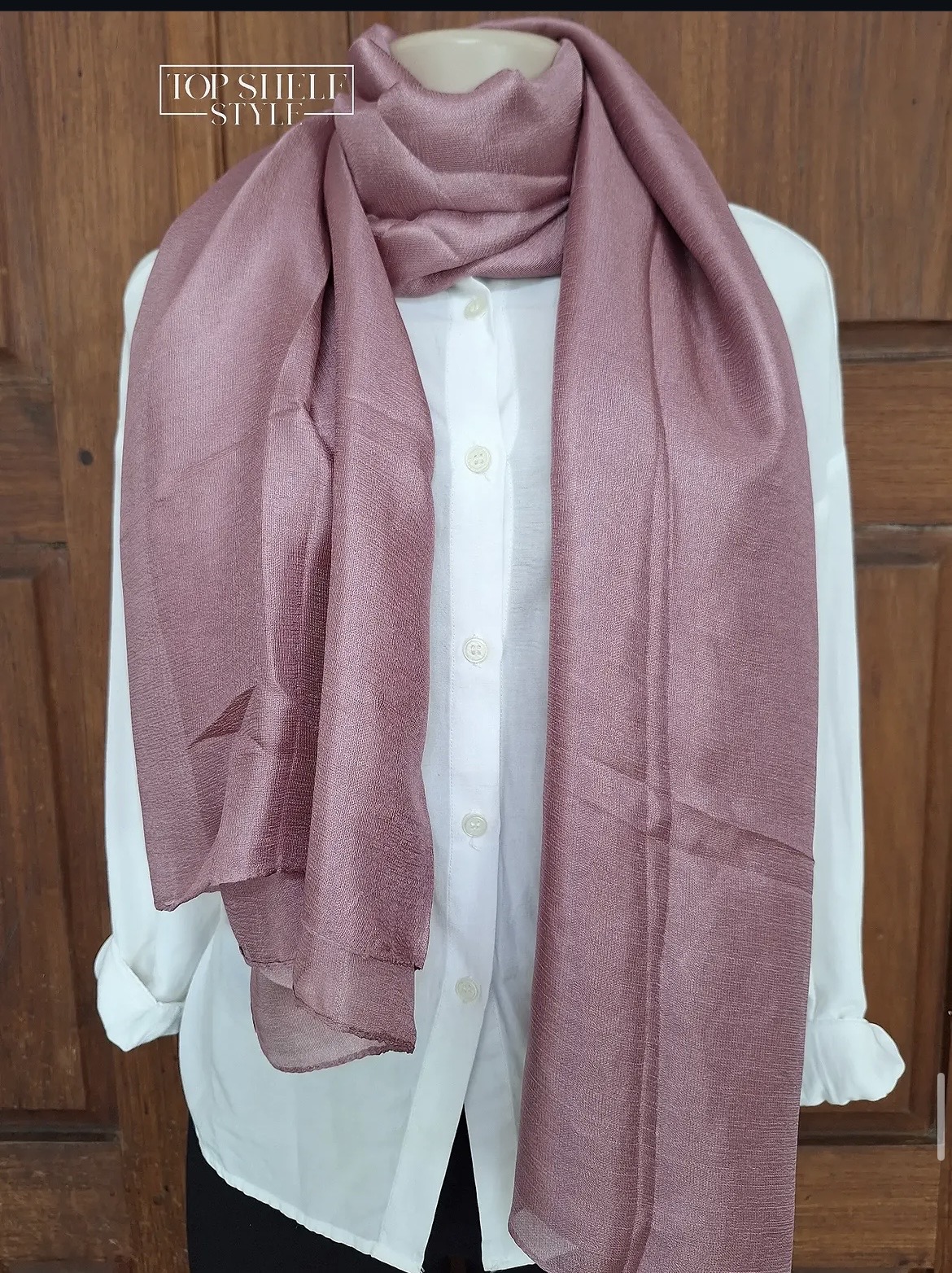 gloss linen scarf