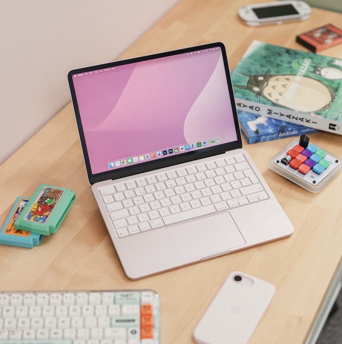 Mac book Neo.