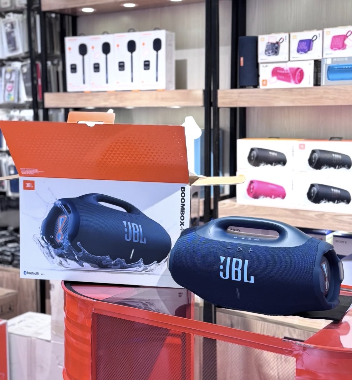 JBL Boombox 4