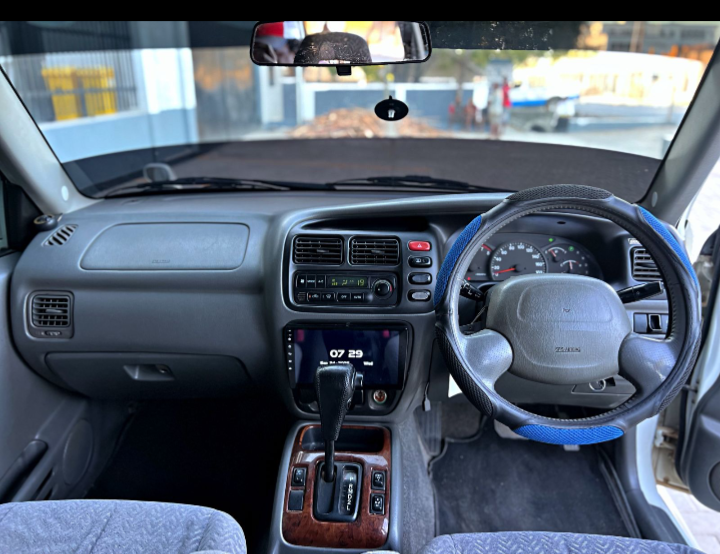 SUZUKI GRAND VITARA